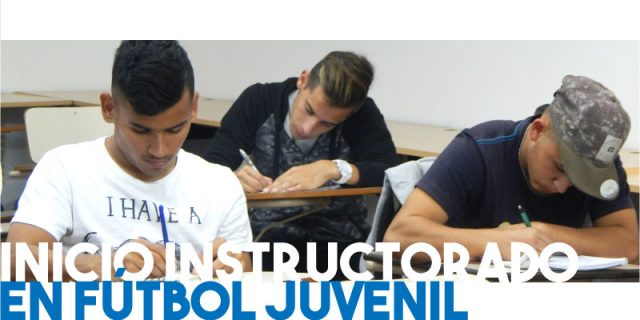 Inició instructorado en fútbol juvenil