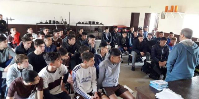 Charla para los juveniles de Platense: “Salud y Fútbol”