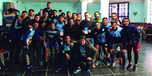 Charla de difusión en Victoriano Arenas