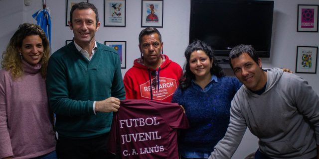 Reunión sobre educación con dirigentes de Lanús