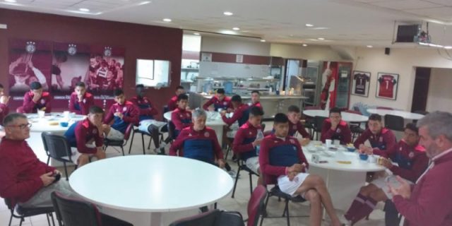 Salud y Fútbol en la reserva de Lanús